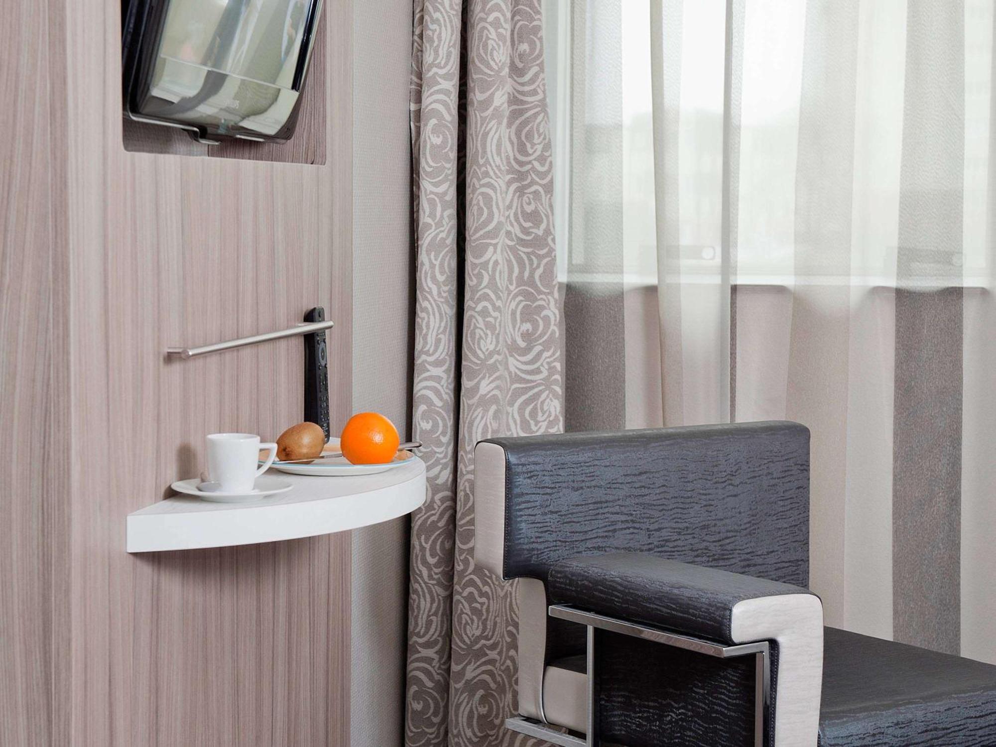Hotel Ibis Styles Melun Rubelles Esterno foto